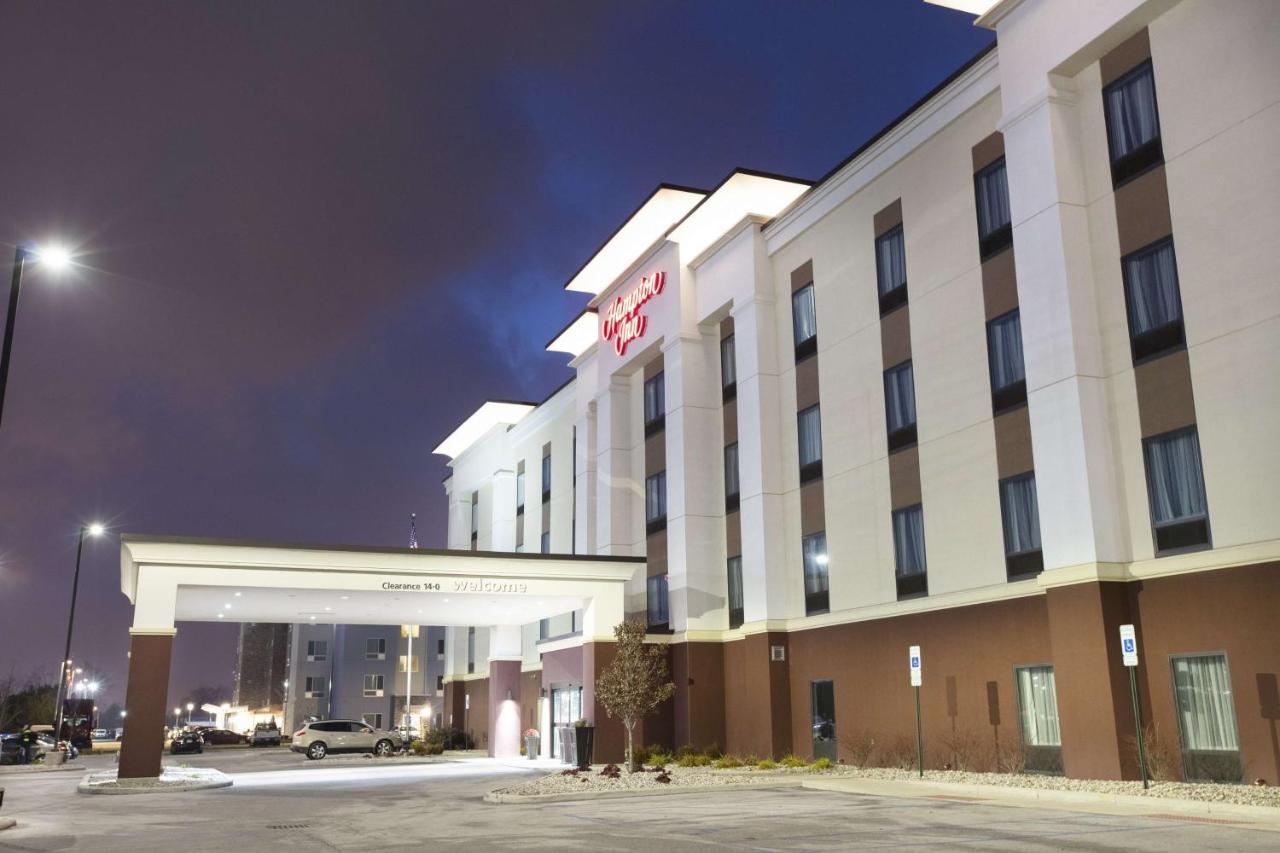 Hampton Inn & Suites - Toledo/Oregon Exterior photo